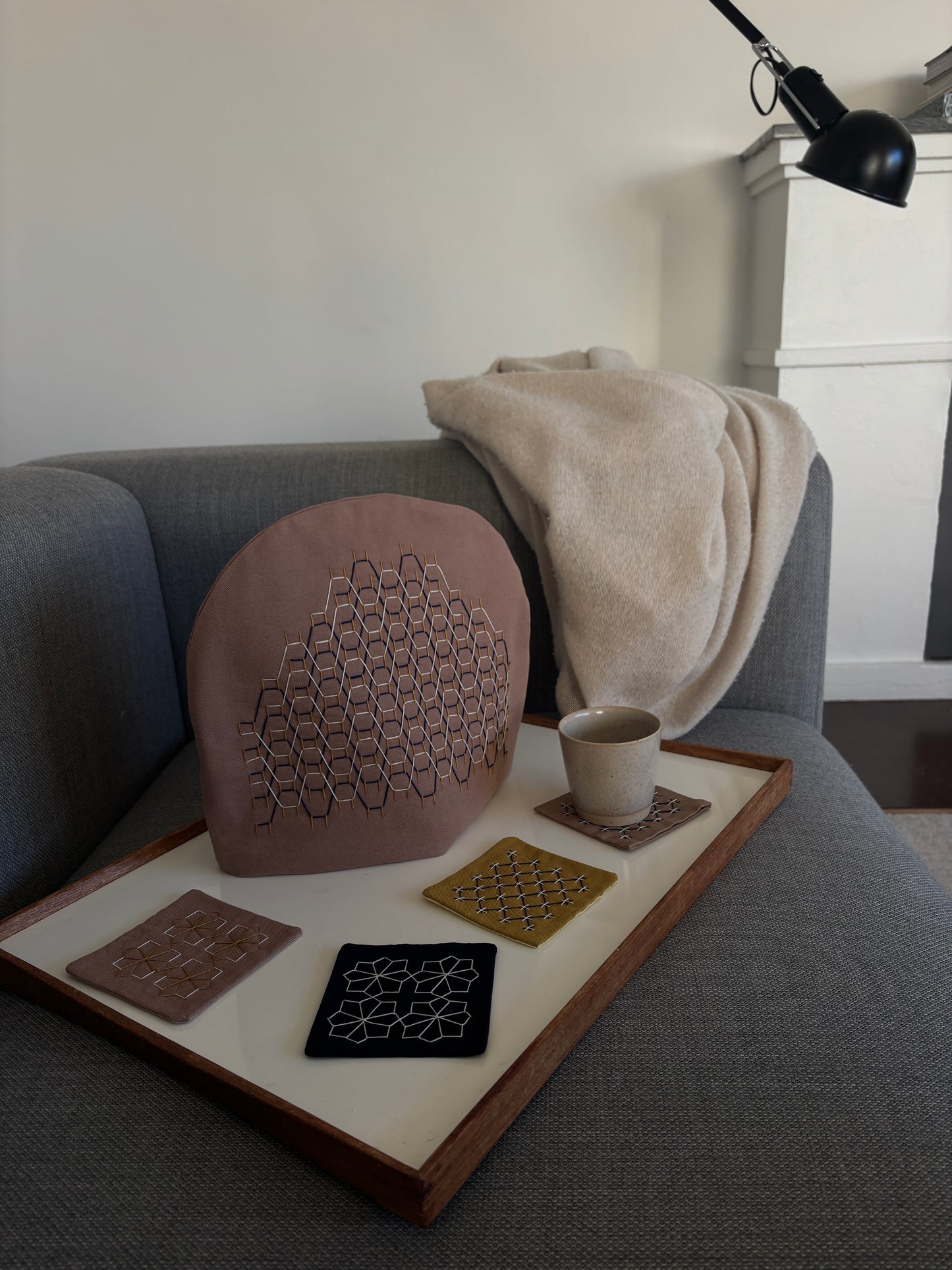 Tehætte & 4 coasters