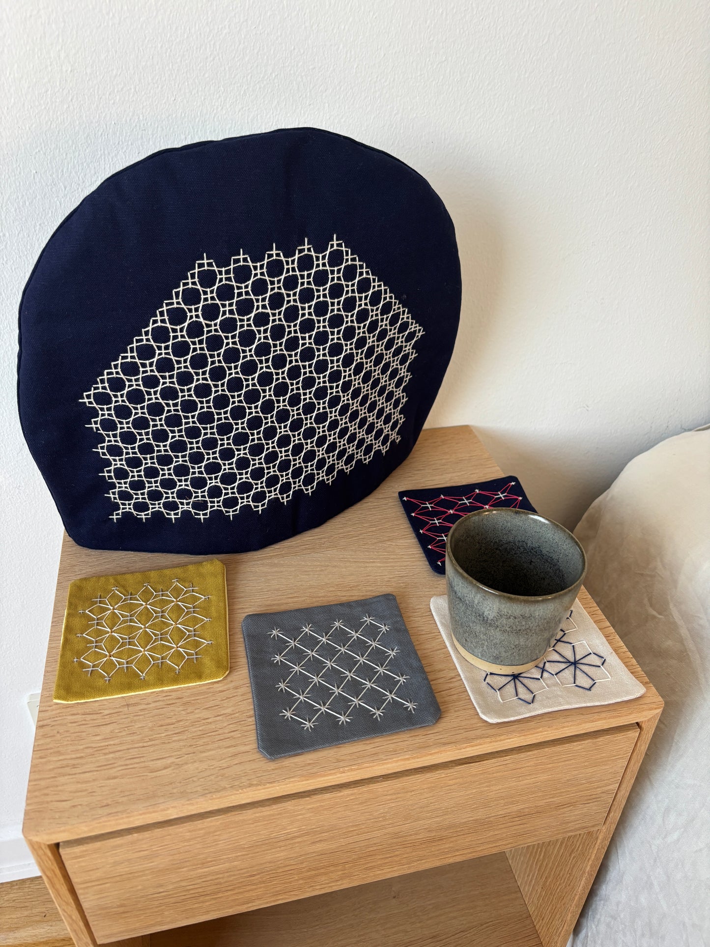 Tehætte & 4 coasters