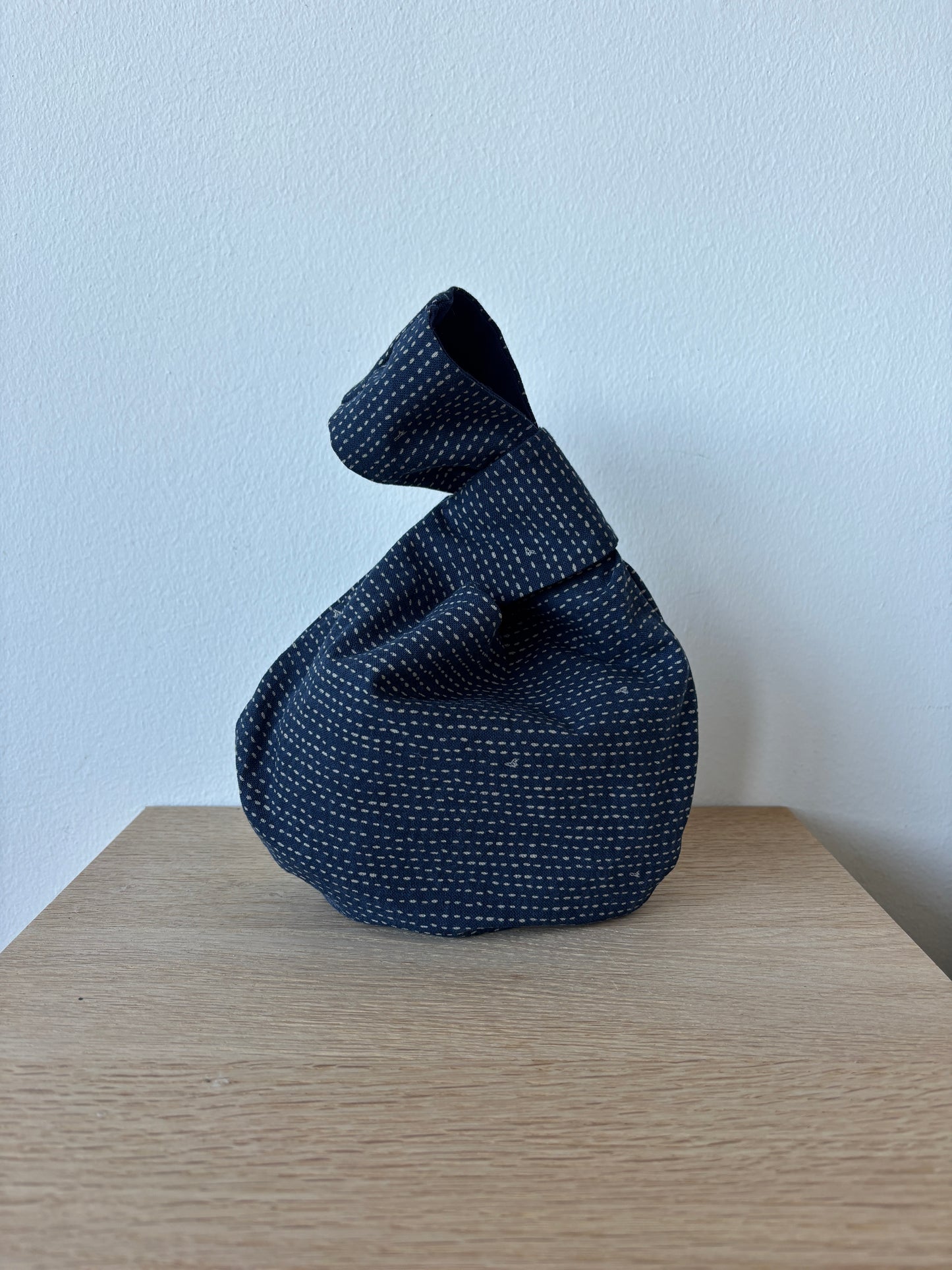 Knudetaske vendbar