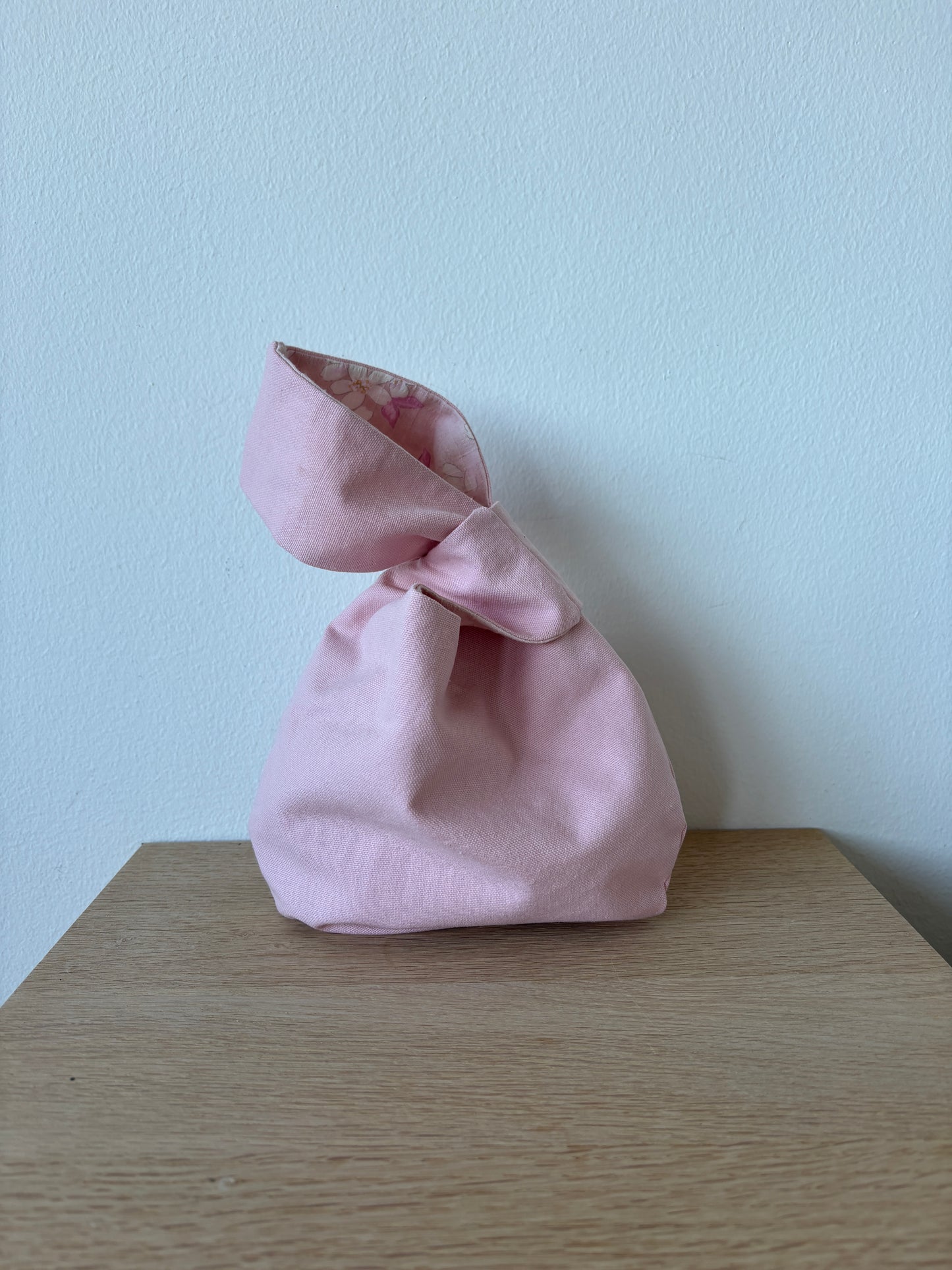Knudetaske vendbar