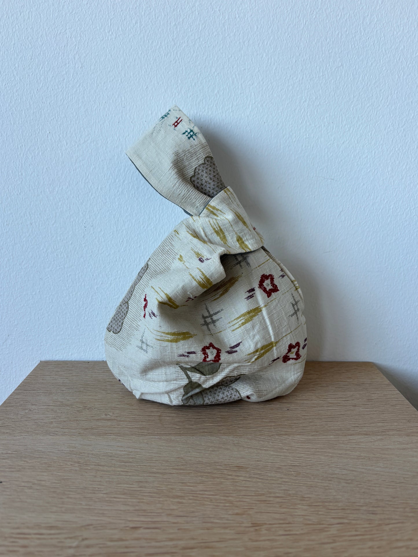 Knudetaske vendbar