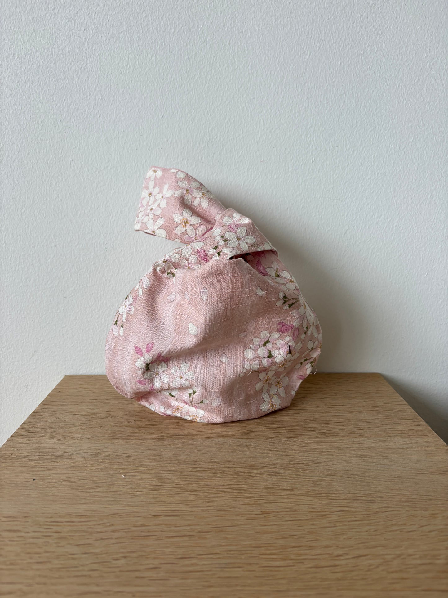 Knudetaske vendbar