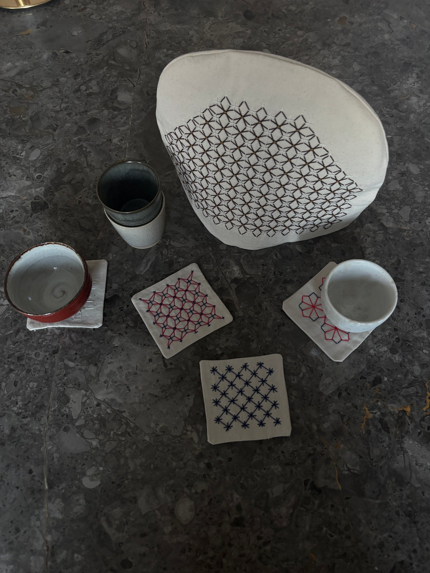 Tehætte & 4 coasters